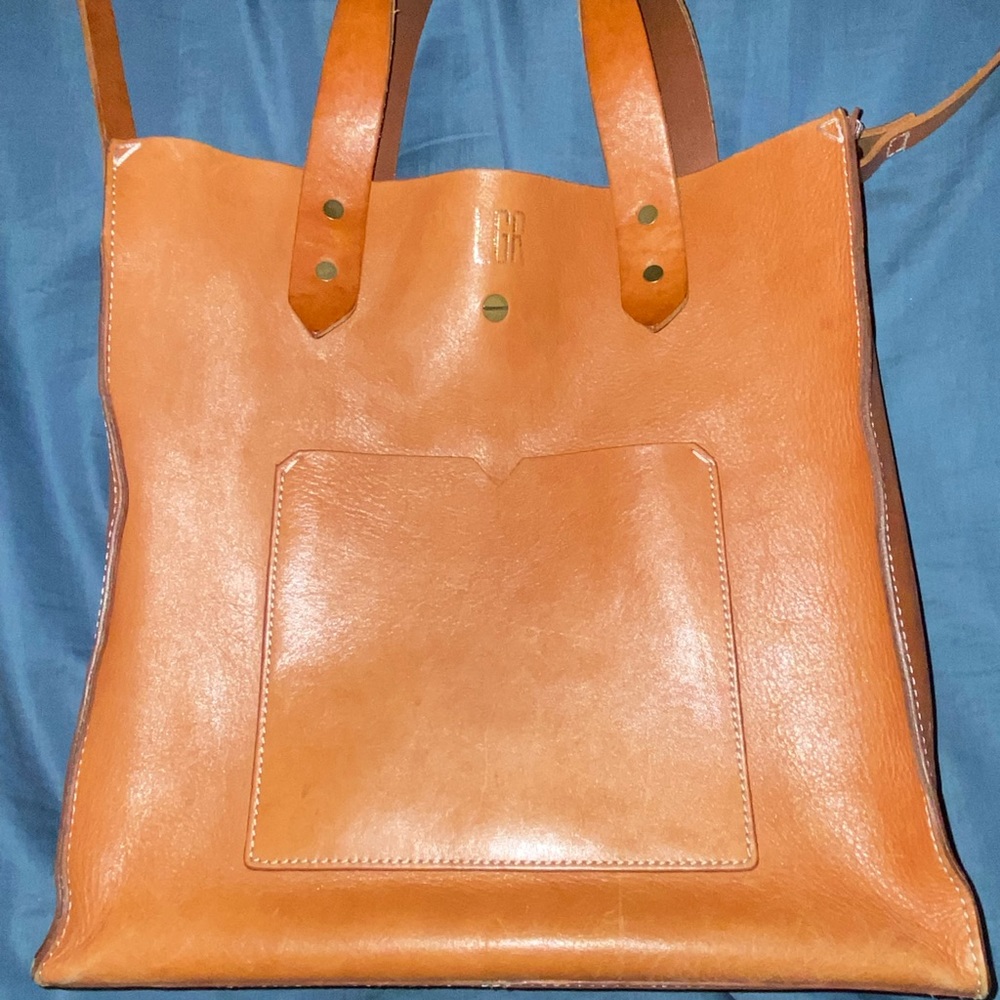 Madewell Crossbody - Picture 3 of 10